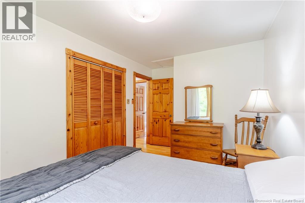 5 Fort Meductic Road - 27