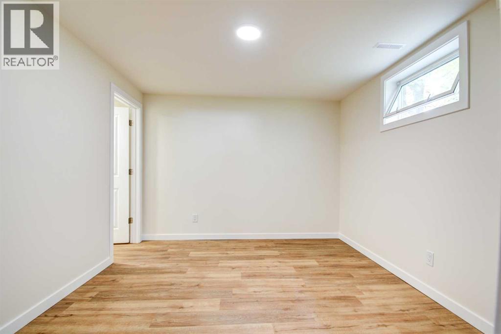 82 Excell Street — photo 21