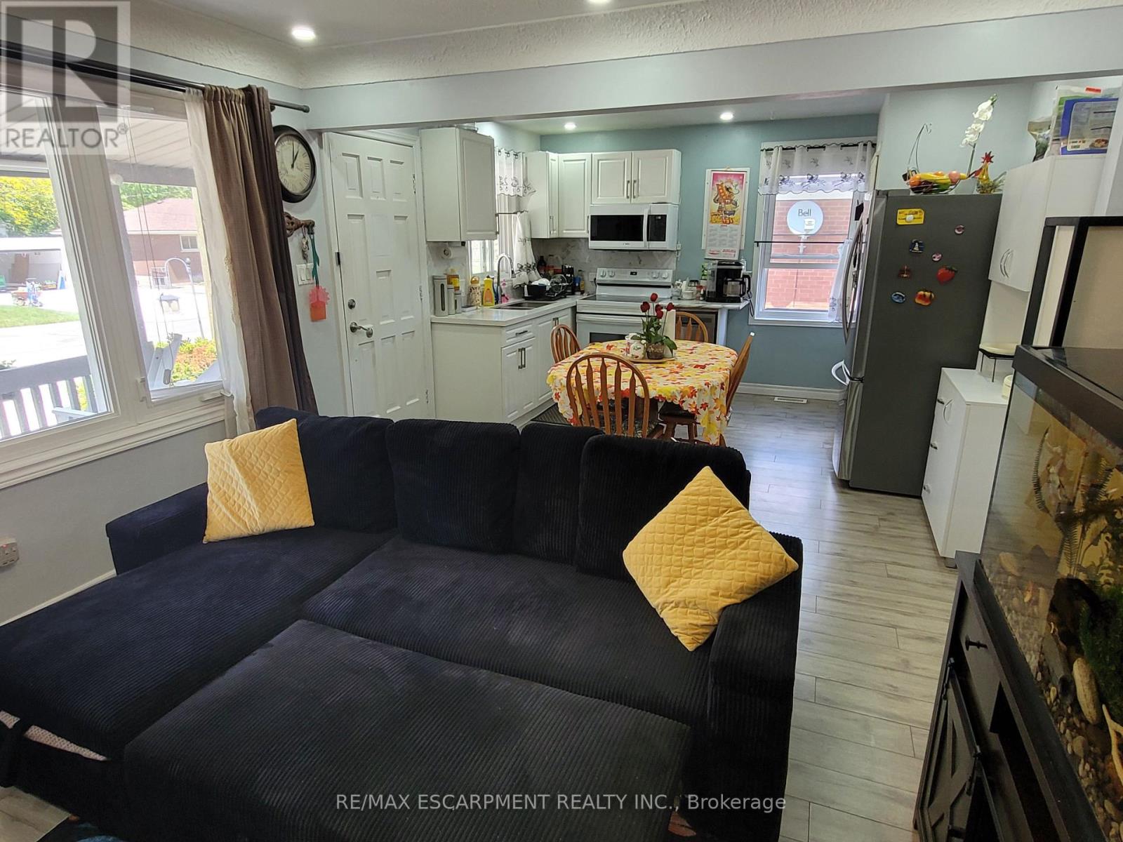 239 WEST 18TH STREET - 14