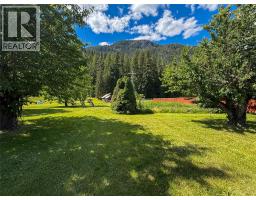 1535 Highway 3a Highway, Thrums, BC V1N4M7 Photo 48