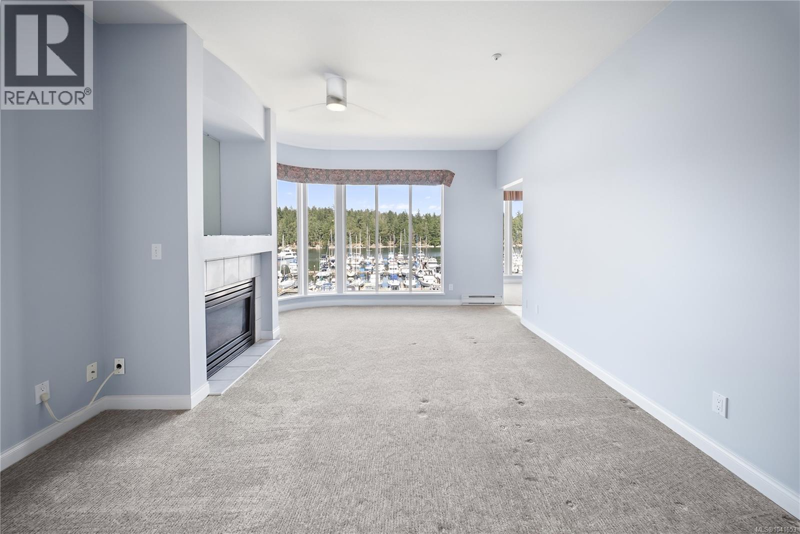 #402 566 Stewart Ave - 29