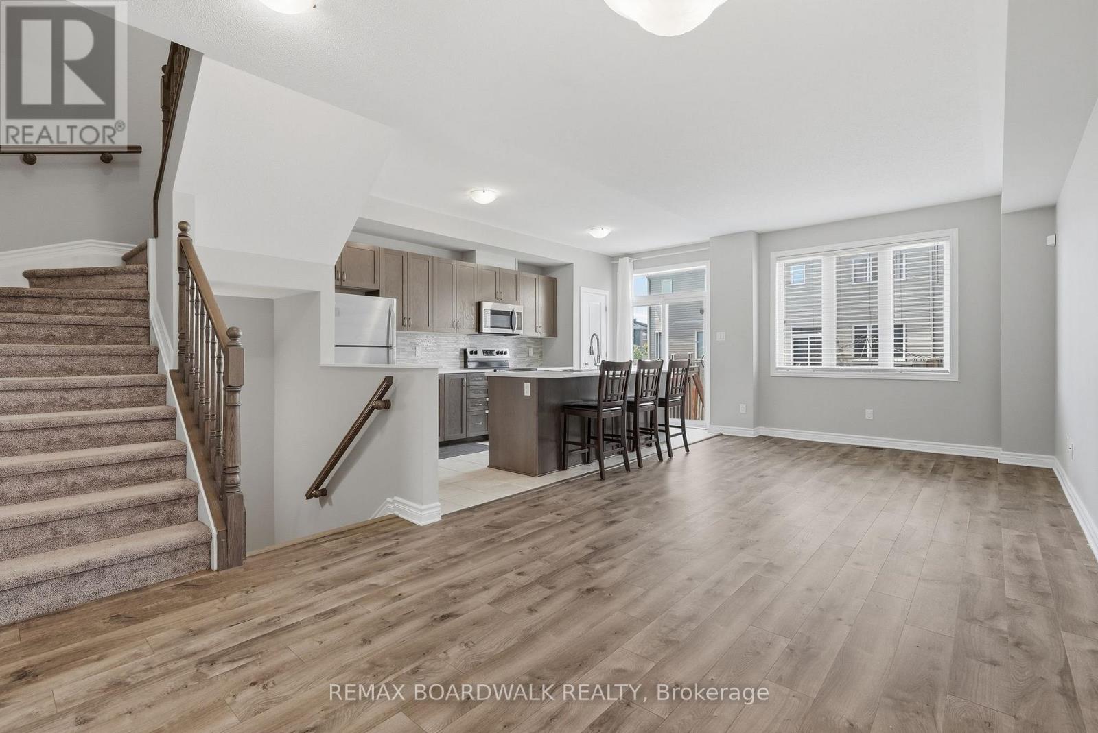 3 Bed, 3 Bath House for Sale in Ottawa – 695 JEROME JODOIN DRIVE, Ottawa – MLS# X13495492 - Image 10