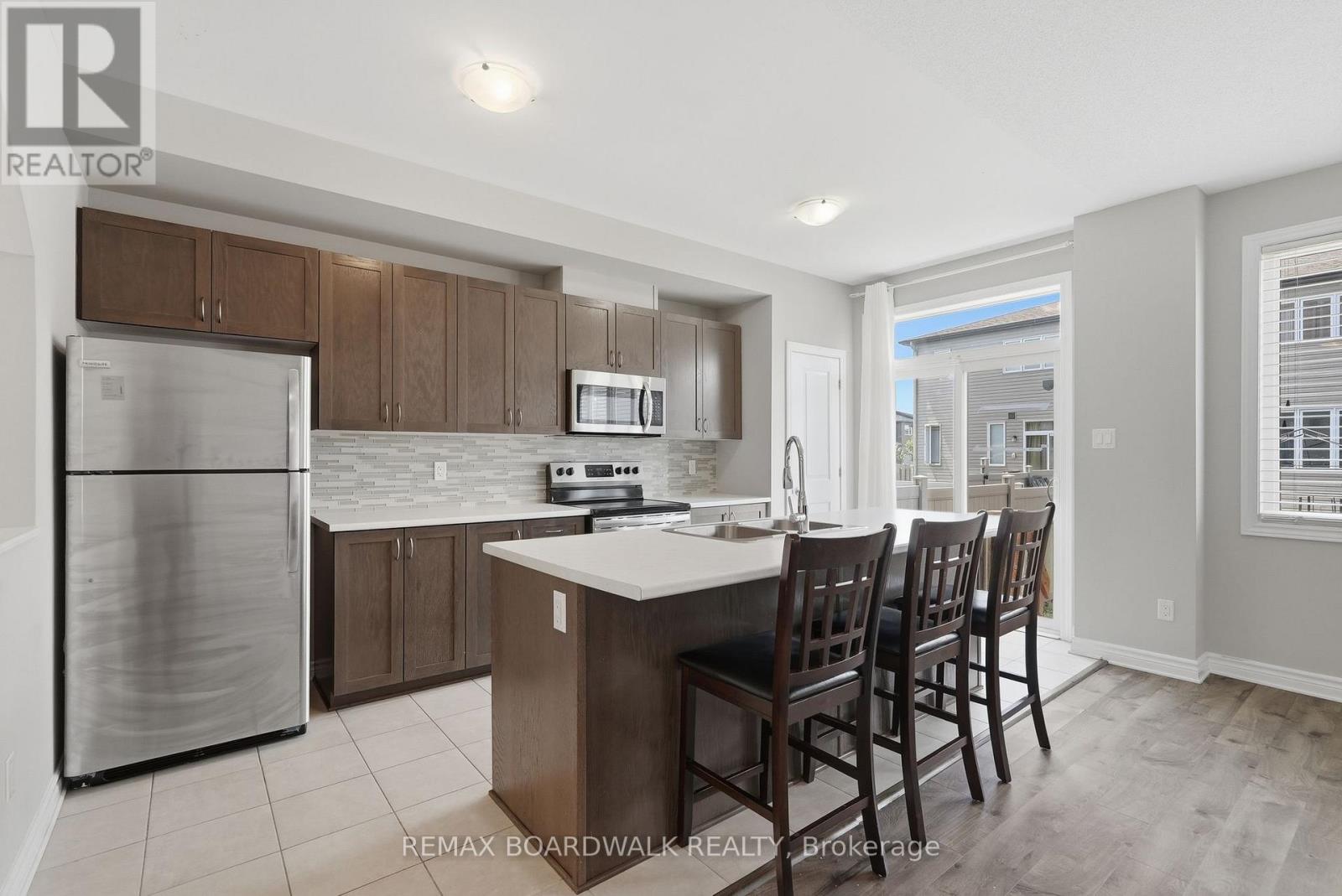 3 Bed, 3 Bath House for Sale in Ottawa – 695 JEROME JODOIN DRIVE, Ottawa – MLS# X13495492 - Image 15