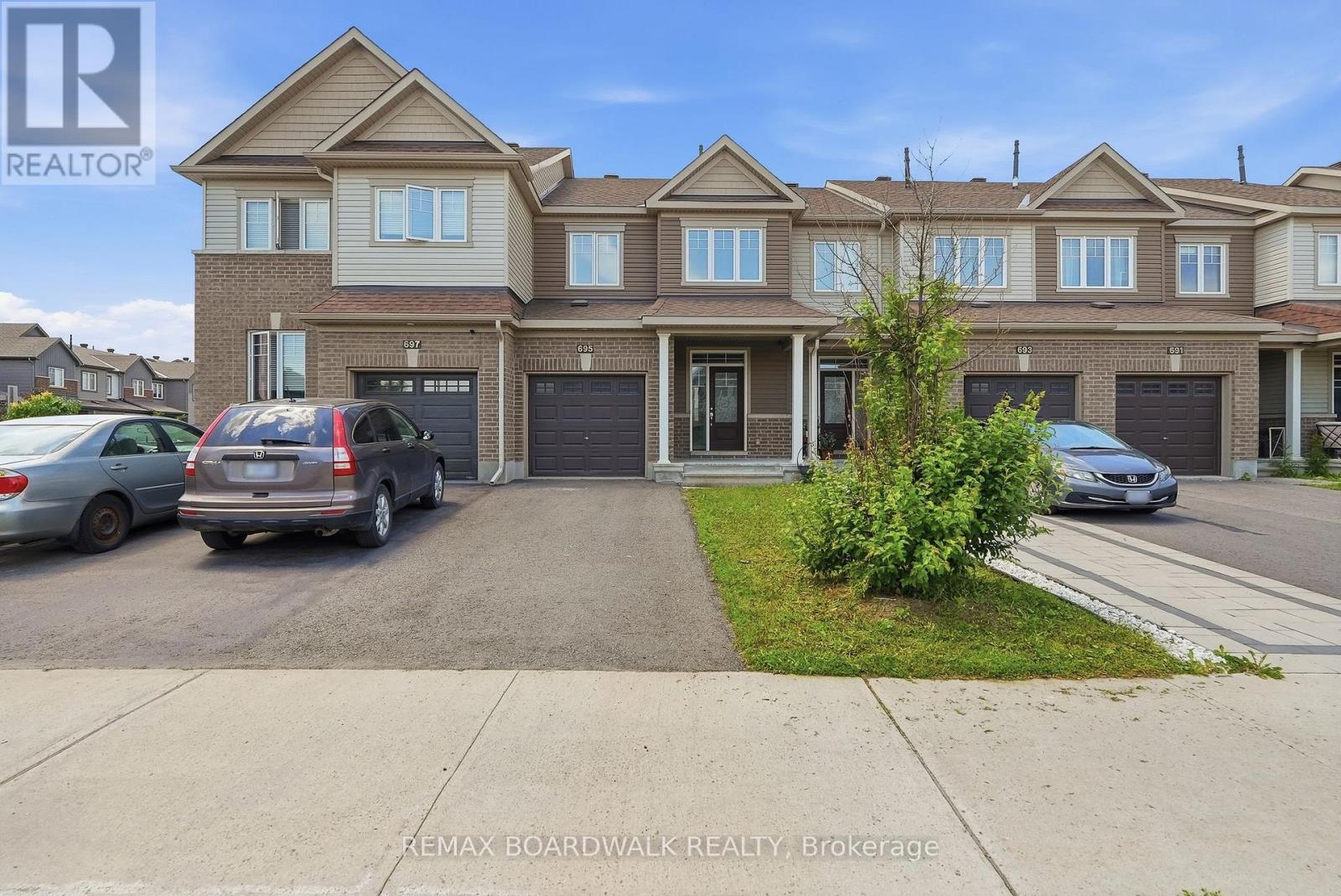 3 Bed, 3 Bath House for Sale in Ottawa – 695 JEROME JODOIN DRIVE, Ottawa – MLS# X13495492 - Image 38