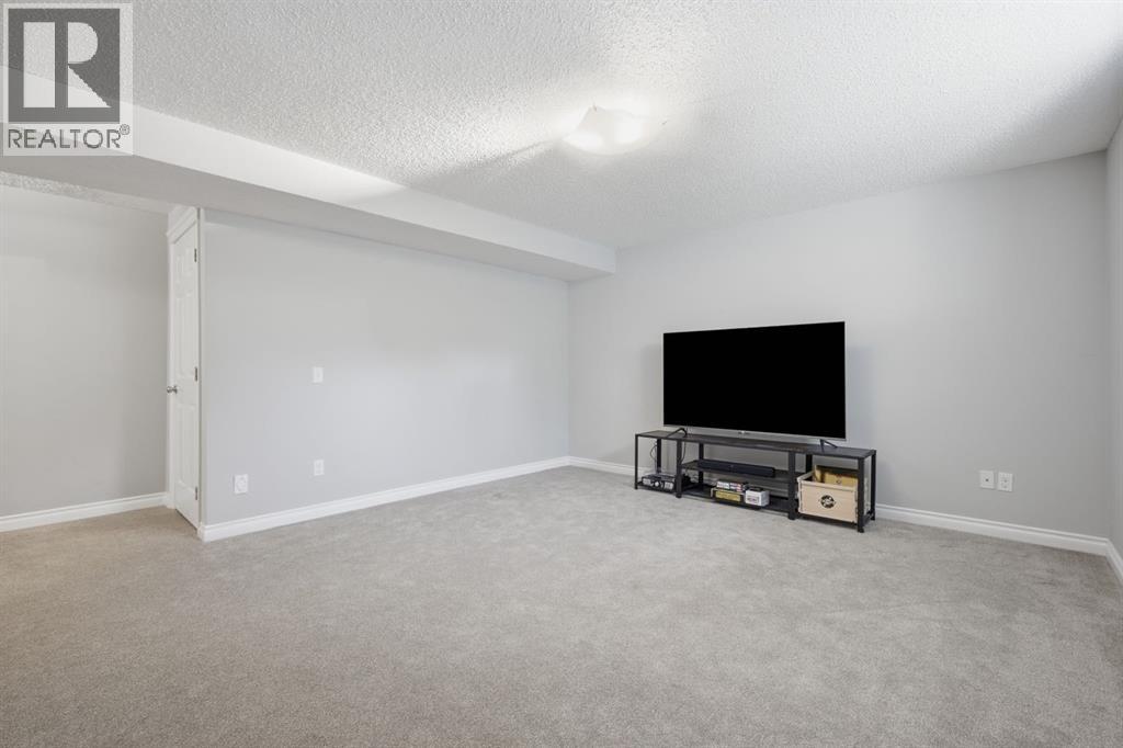 331 MILLVIEW Bay SW — photo 31