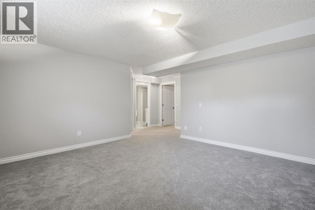 331 MILLVIEW Bay SW — photo 32