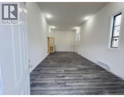 341 Douglas Avenue, photo 2