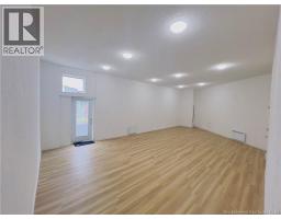 341 Douglas Avenue, photo 16