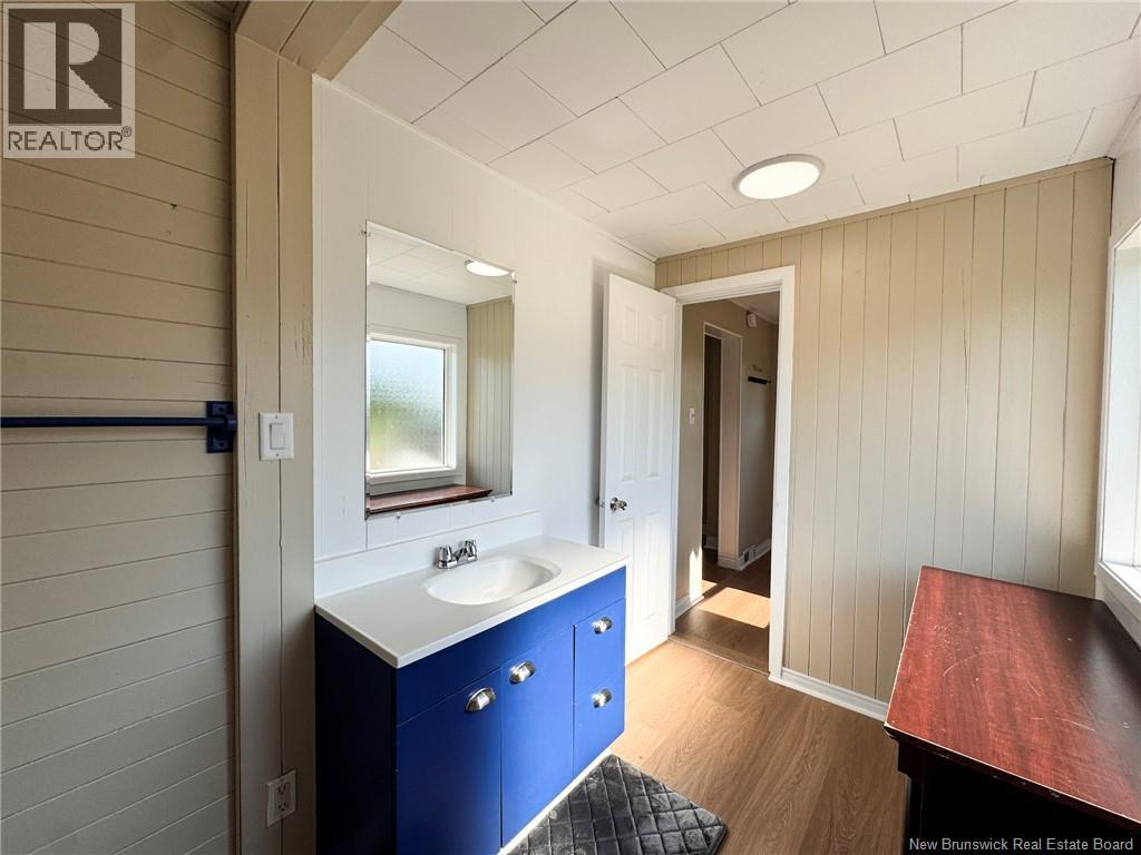 10 Kirk Street - Image 32