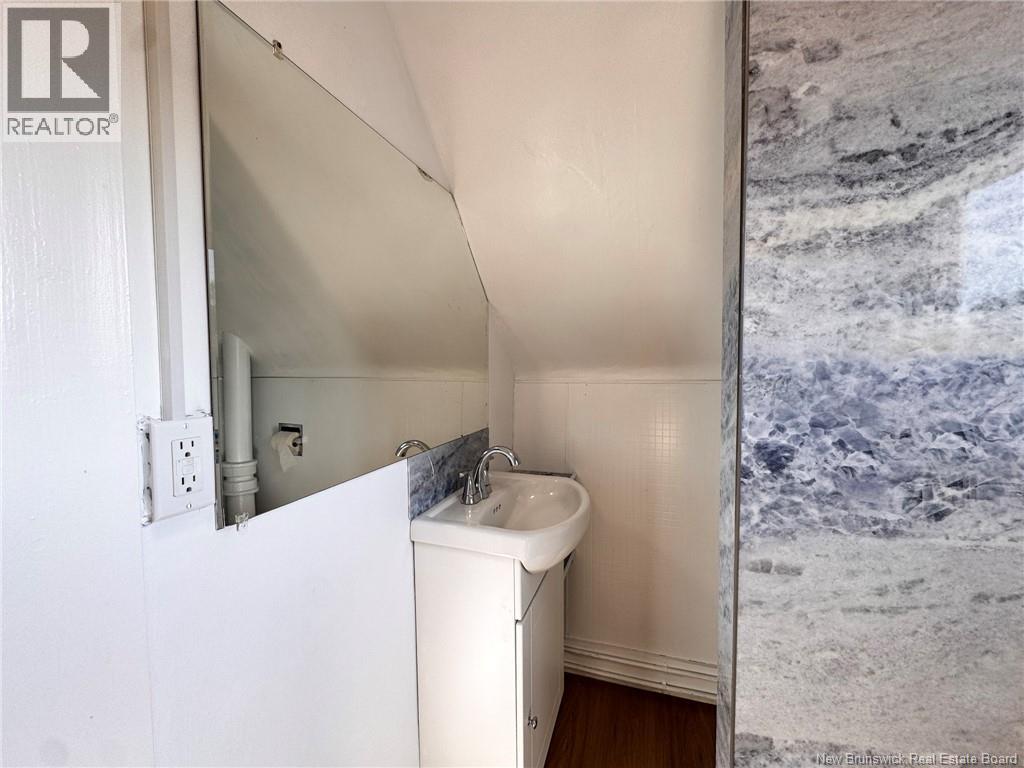 10 Kirk Street - Image 23