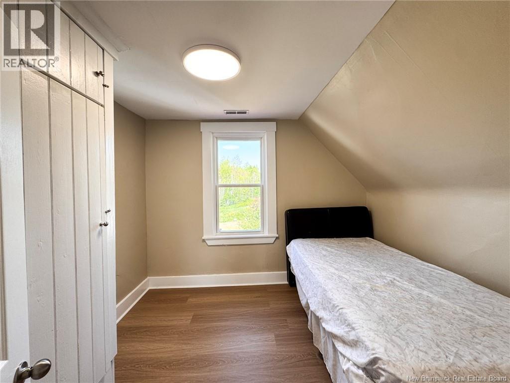 10 Kirk Street - Image 35