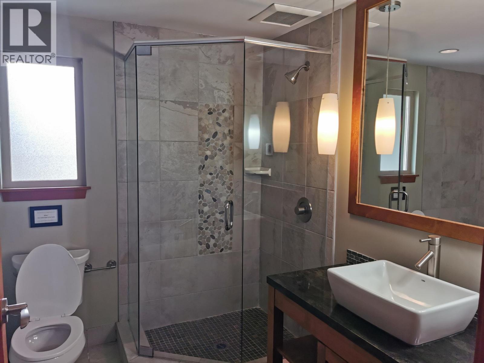 13 494 ARBUTUS DRIVE, Mayne Island