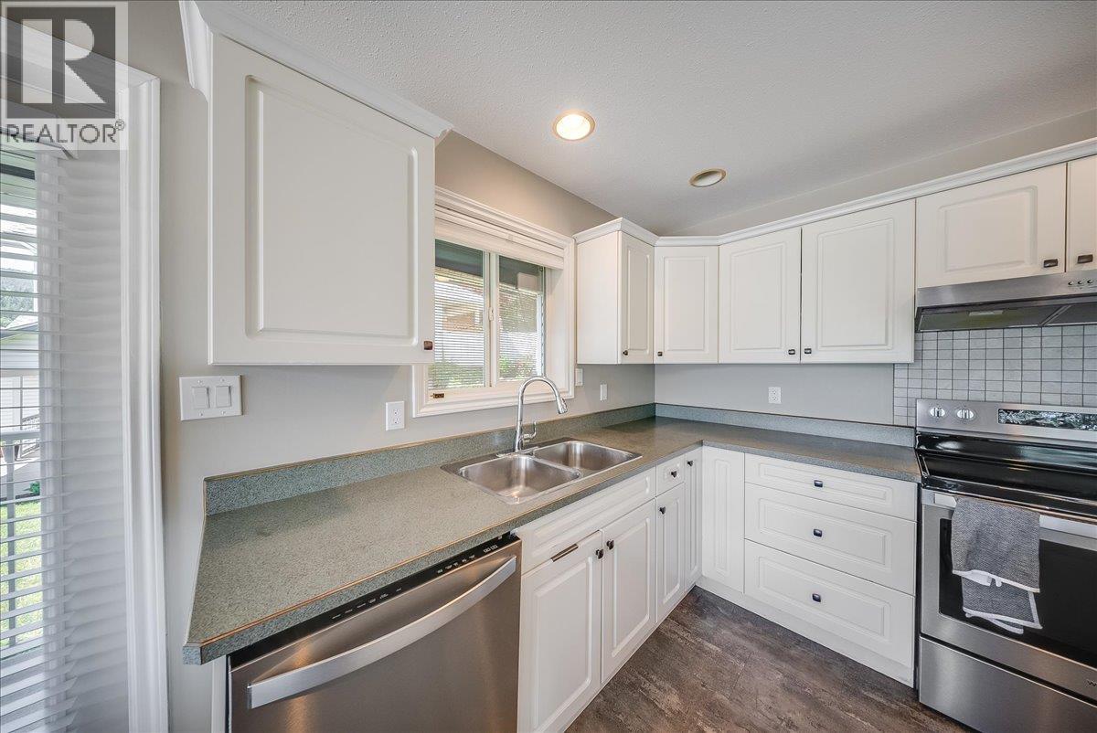 1479 37th Street - 16