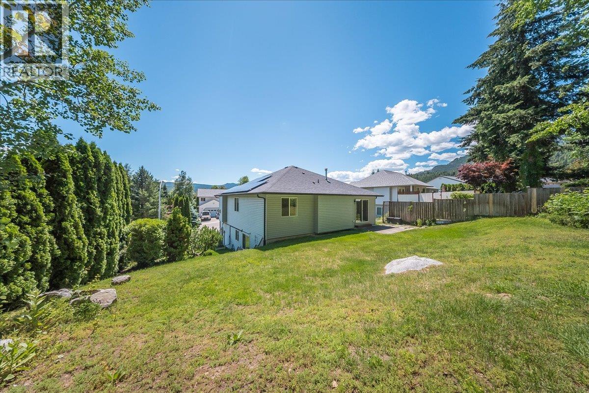 1479 37th Street - 10