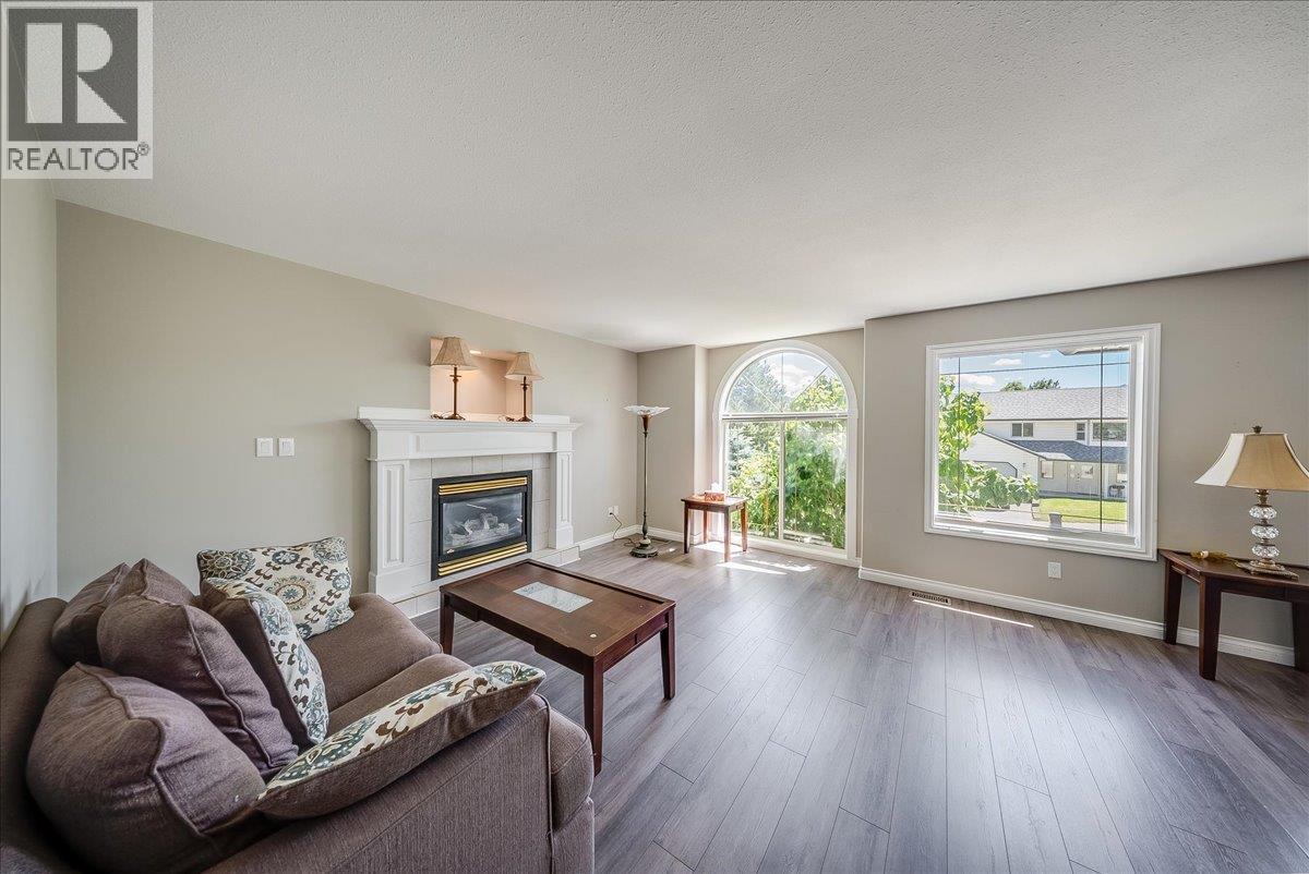 1479 37th Street - 27