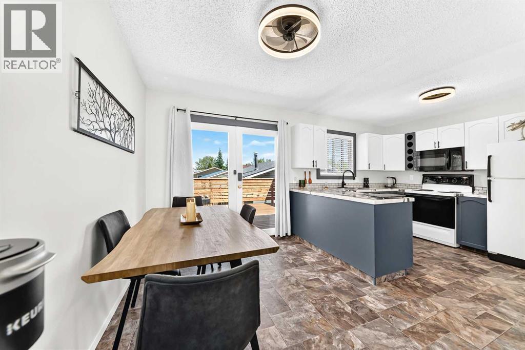 12 Aspen Crescent SE — photo 10