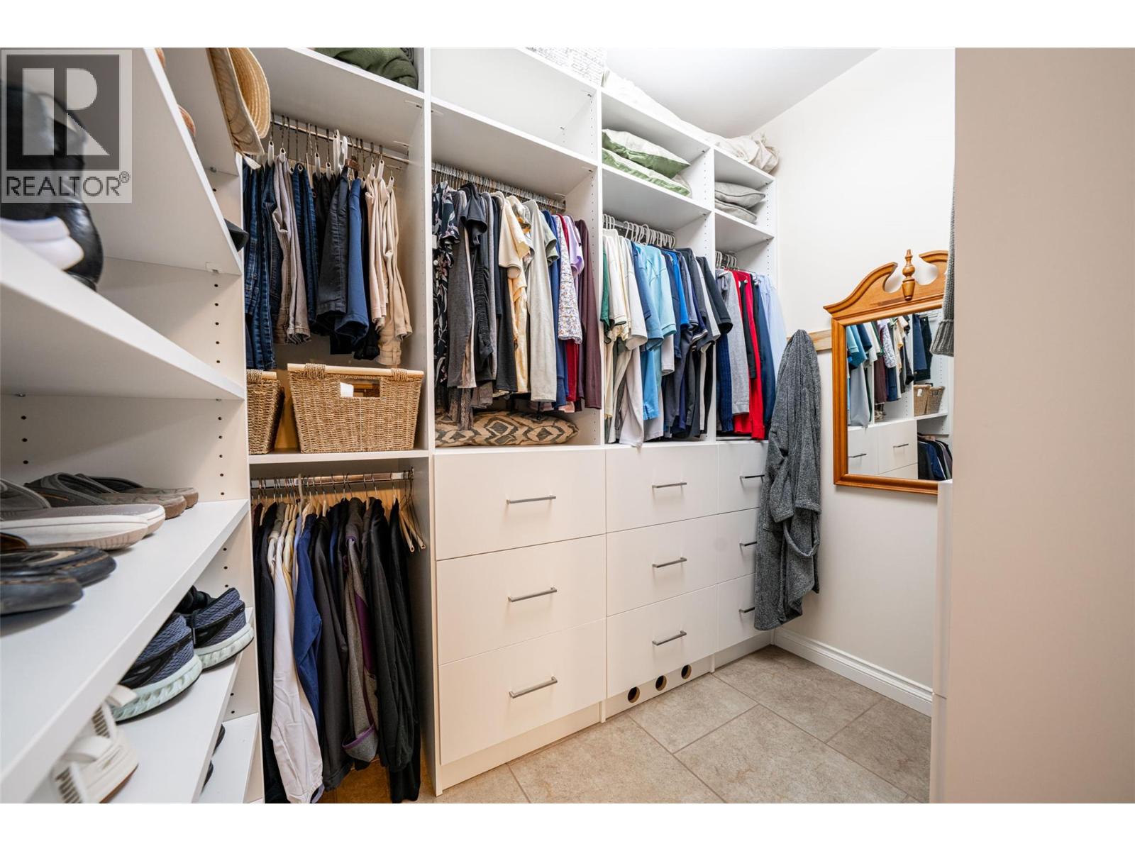 6905 MOUNTAINVIEW Drive - 7