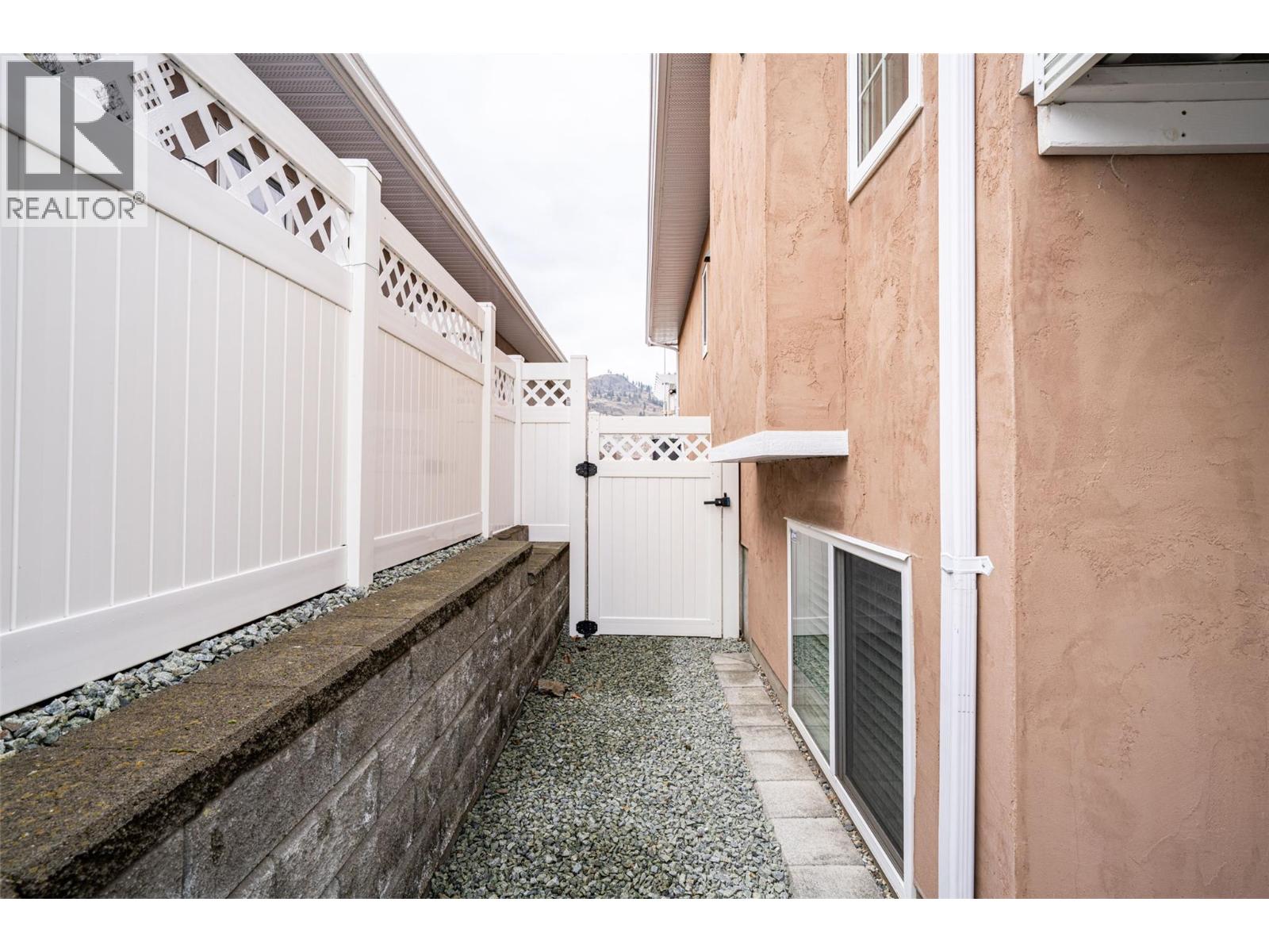6905 MOUNTAINVIEW Drive - 46