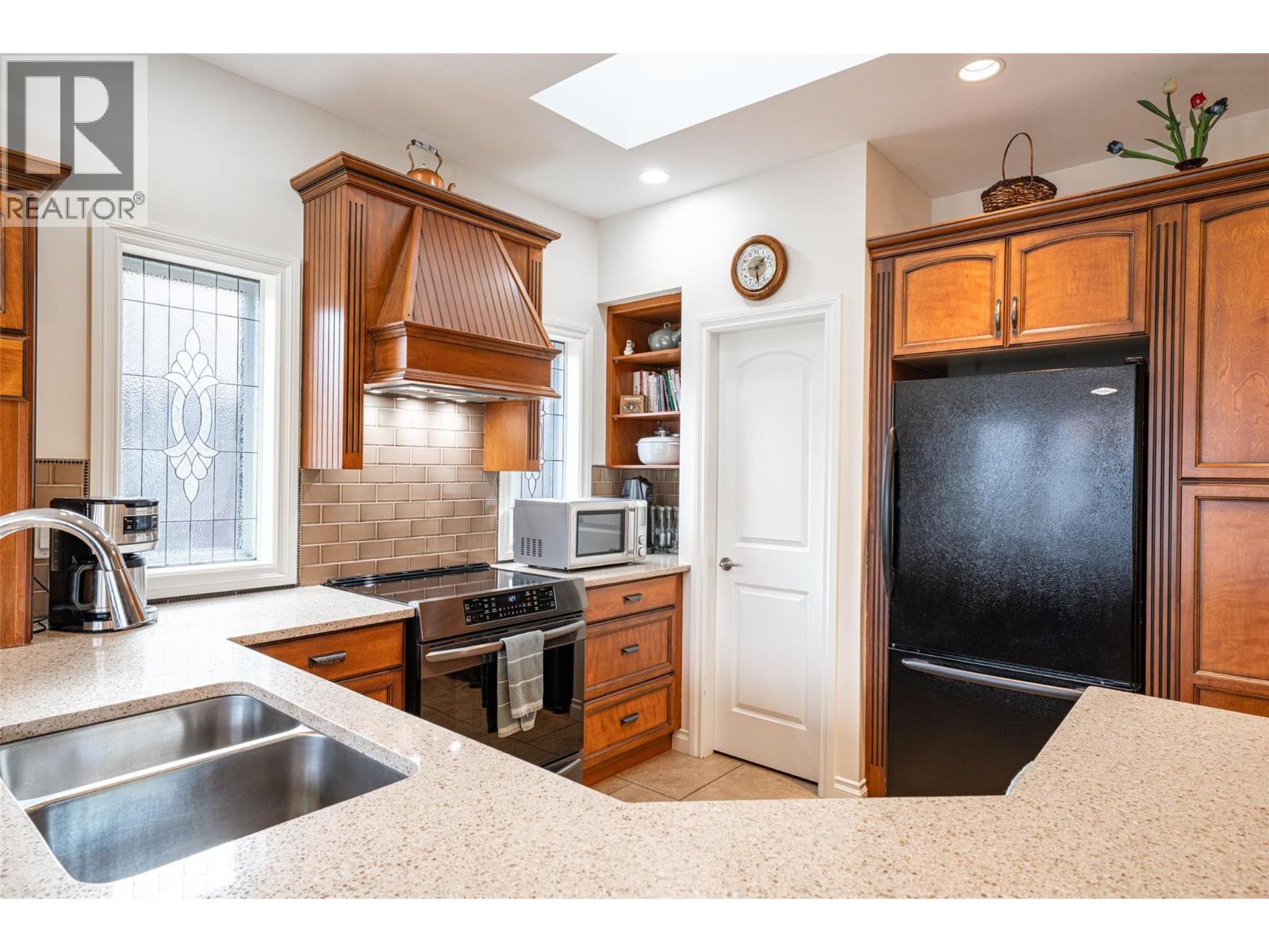 6905 MOUNTAINVIEW Drive - 20