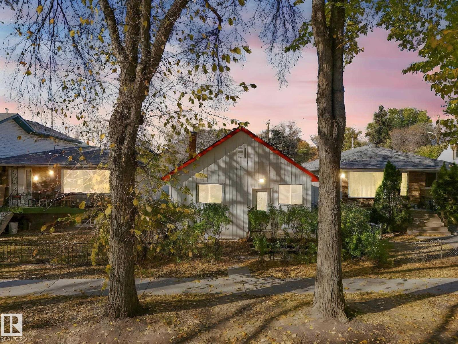 11932 91 ST NW - photo 2