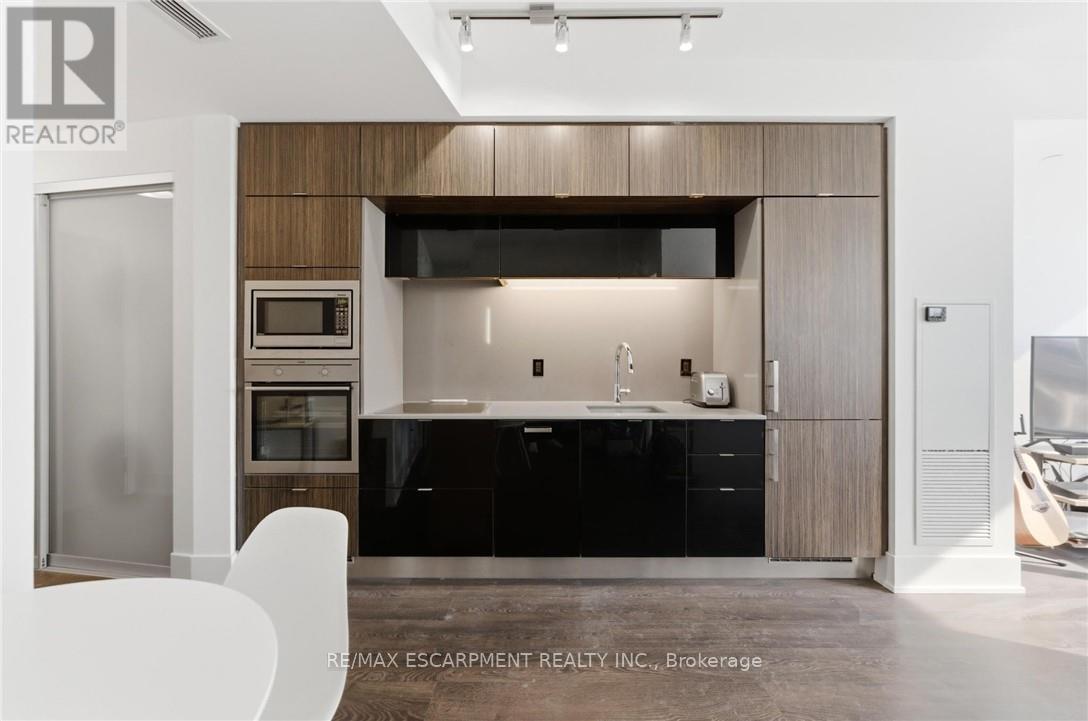 #3807 10 YORK STREET - 18