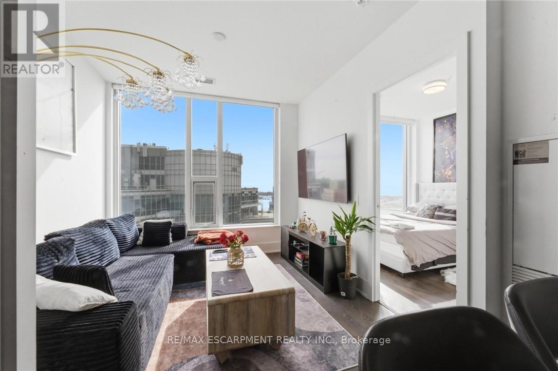 #3807 10 YORK STREET - 6