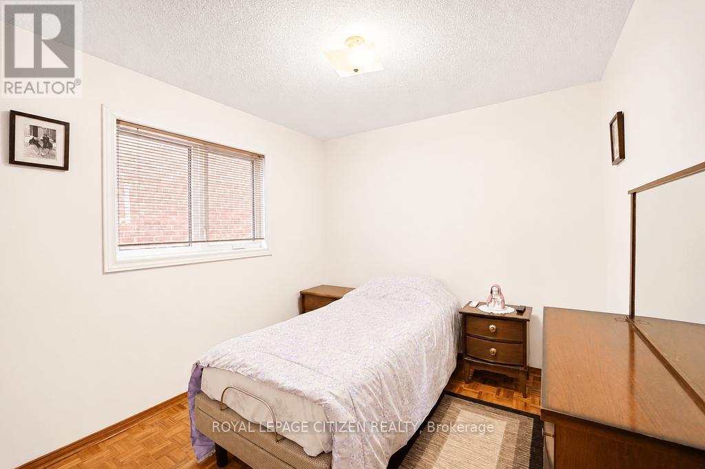 55 KITTIWAKE AVENUE - 33