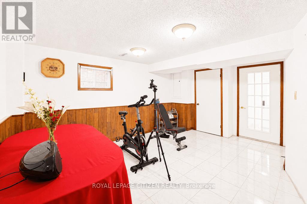 55 KITTIWAKE AVENUE - 36