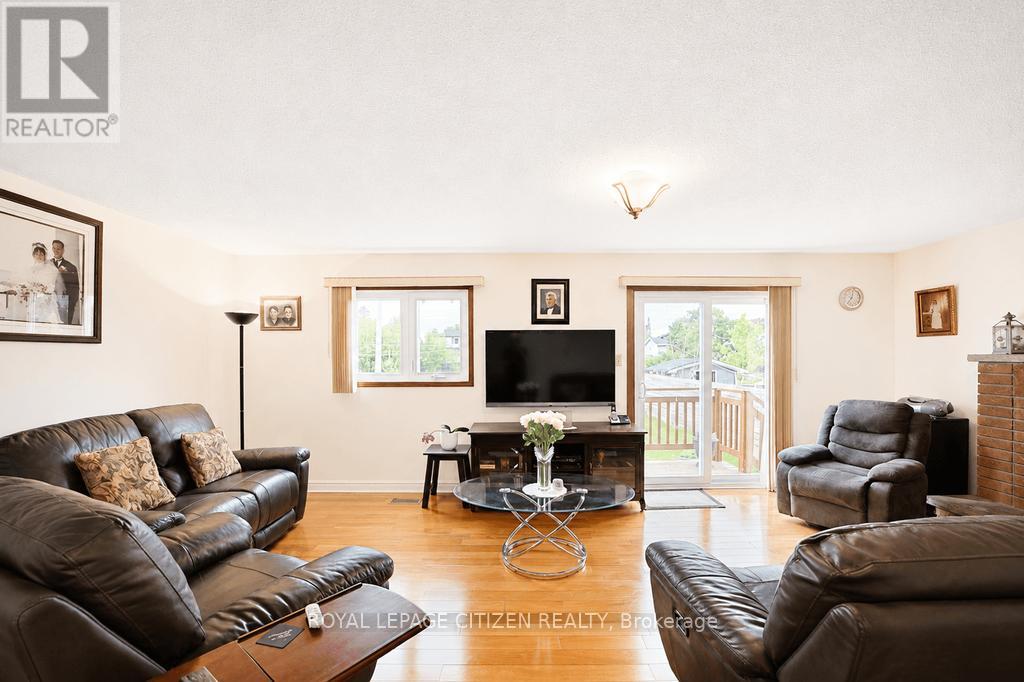 55 KITTIWAKE AVENUE - 31