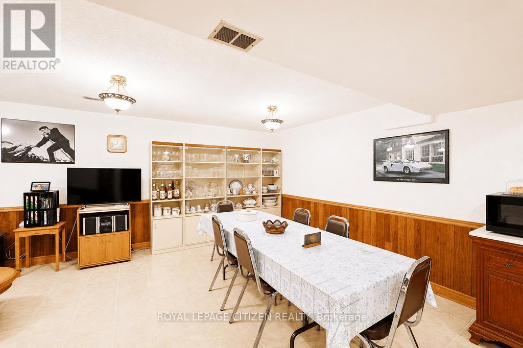 55 KITTIWAKE AVENUE - 43