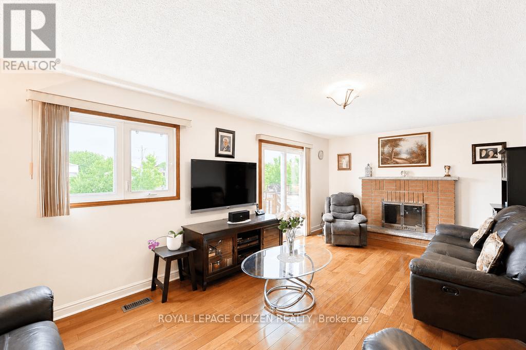 55 KITTIWAKE AVENUE - 28