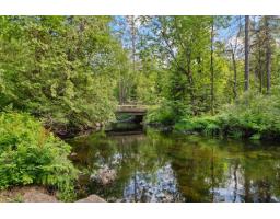 2 Ch. Giroux, Litchfield, QC J0X1K0 Photo 14