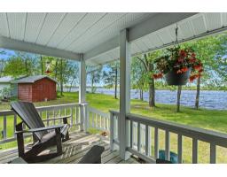 485 Ch. Des Outaouais, L Ile Du Grand Calumet, QC J0X1J0 Photo 28
