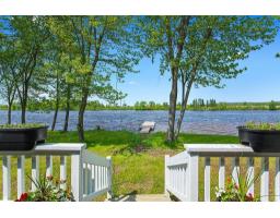 485 Ch. Des Outaouais, L Ile Du Grand Calumet, QC J0X1J0 Photo 29