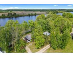 485 Ch. Des Outaouais, L Ile Du Grand Calumet, QC J0X1J0 Photo 32