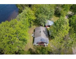 485 Ch. Des Outaouais, L Ile Du Grand Calumet, QC J0X1J0 Photo 33