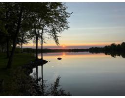 485 Ch. Des Outaouais, L Ile Du Grand Calumet, QC J0X1J0 Photo 37
