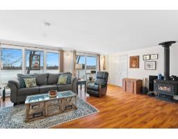 485 Ch. Des Outaouais, L Ile Du Grand Calumet, QC J0X1J0 Photo 7