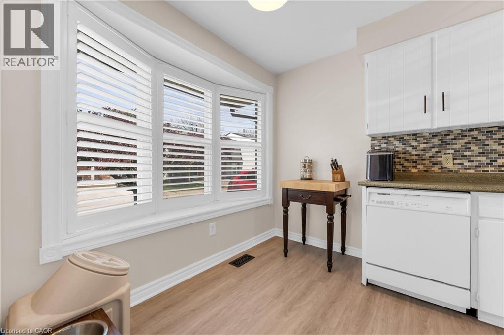 #97 77 LINWELL Road - 11