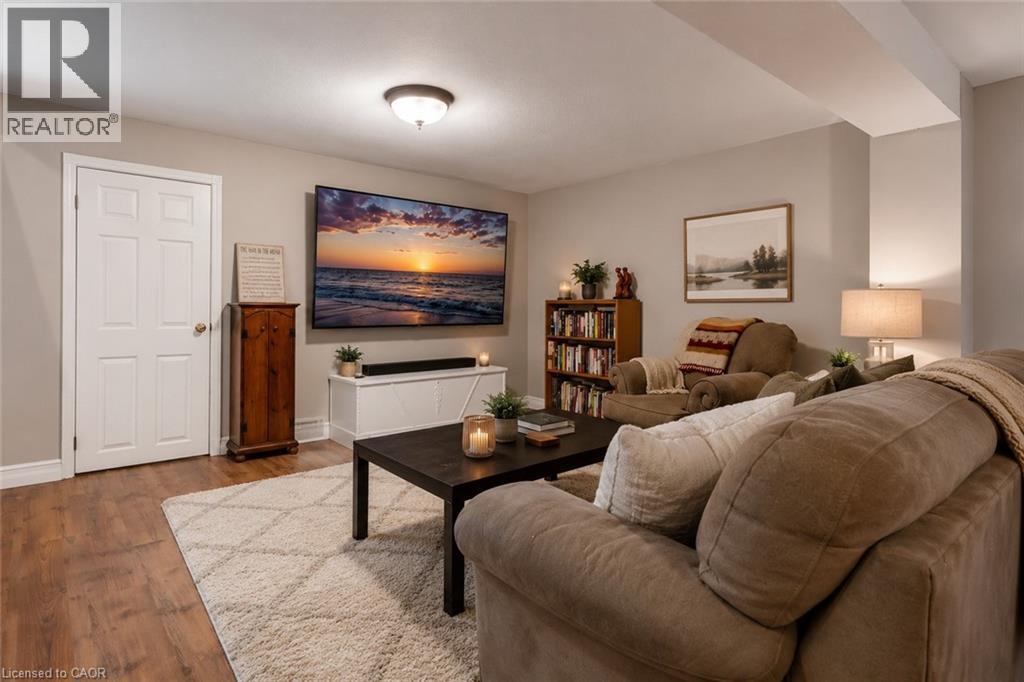 #97 77 LINWELL Road - 24
