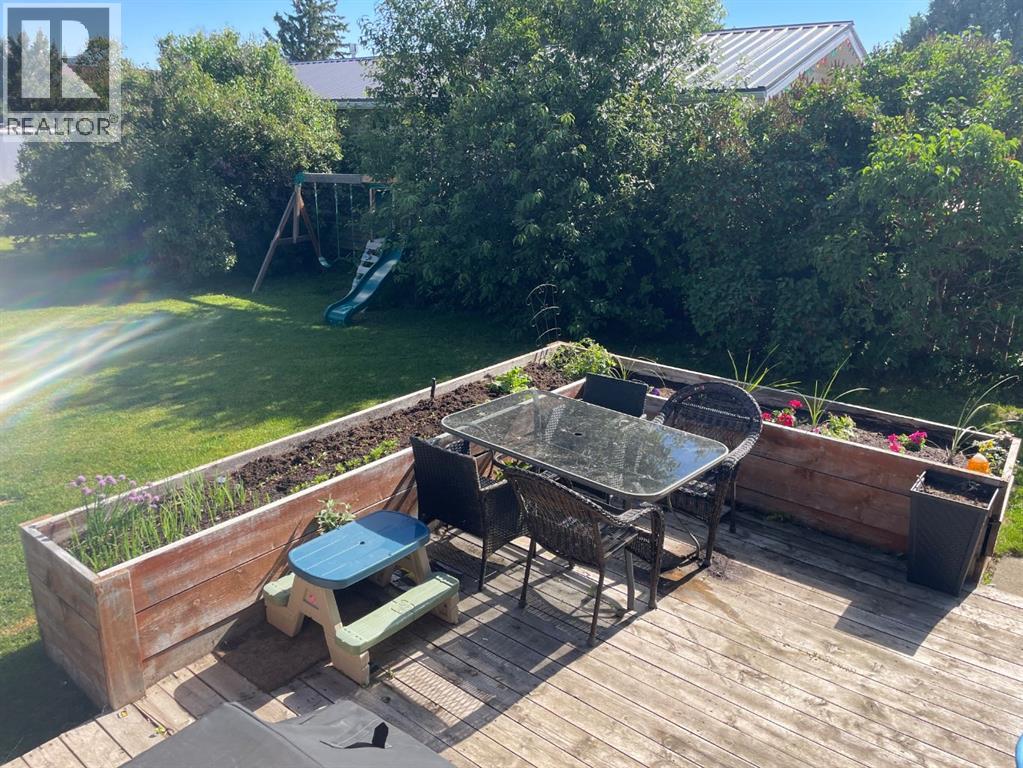 812 3 Avenue - 4