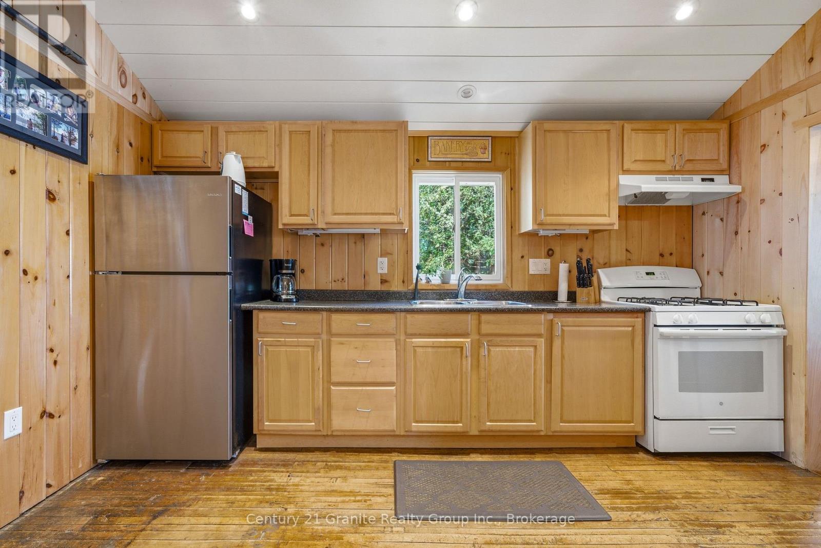 1035 HARVEST MOON LANE - 10