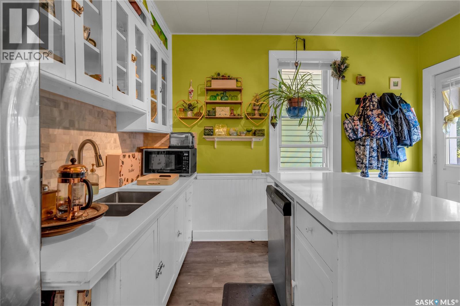 2152 Rae STREET - 3