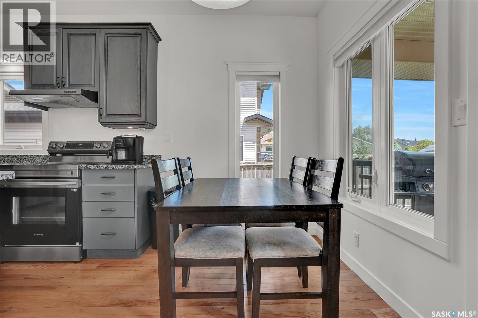435 Terra Nova DRIVE — photo 13