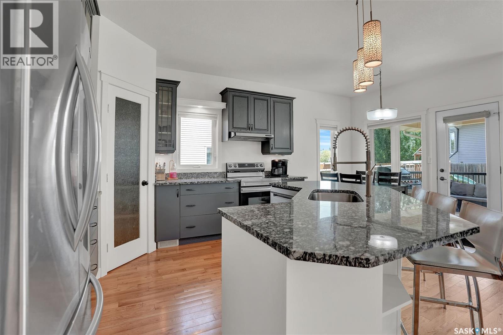 435 Terra Nova DRIVE — photo 16