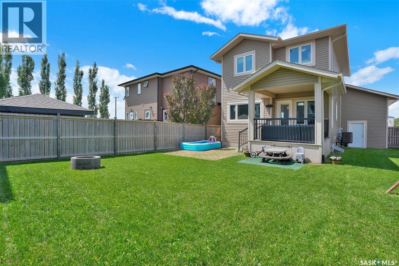 435 Terra Nova DRIVE — photo 44