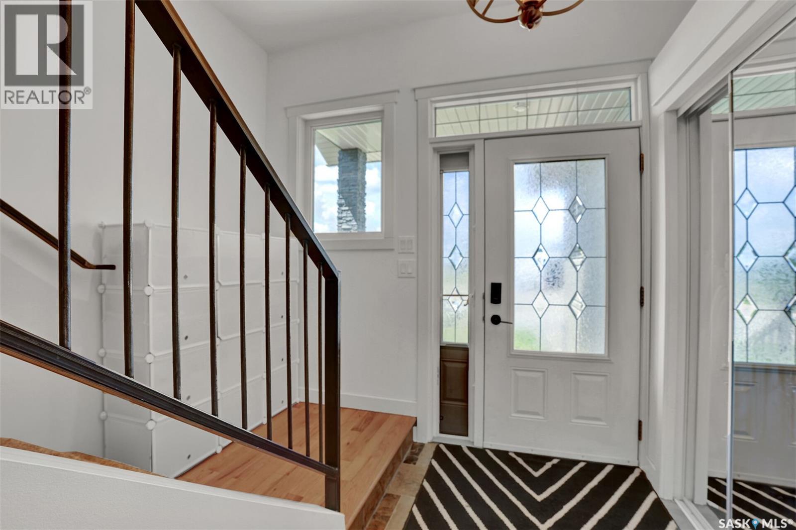 435 Terra Nova DRIVE — photo 6