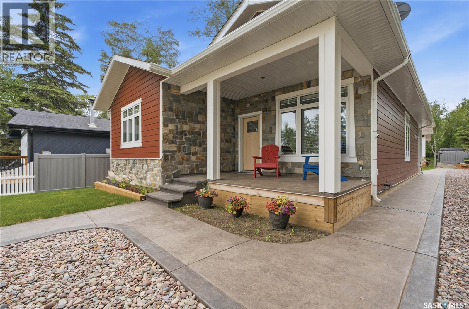 251 Lakeshore DRIVE — photo 15