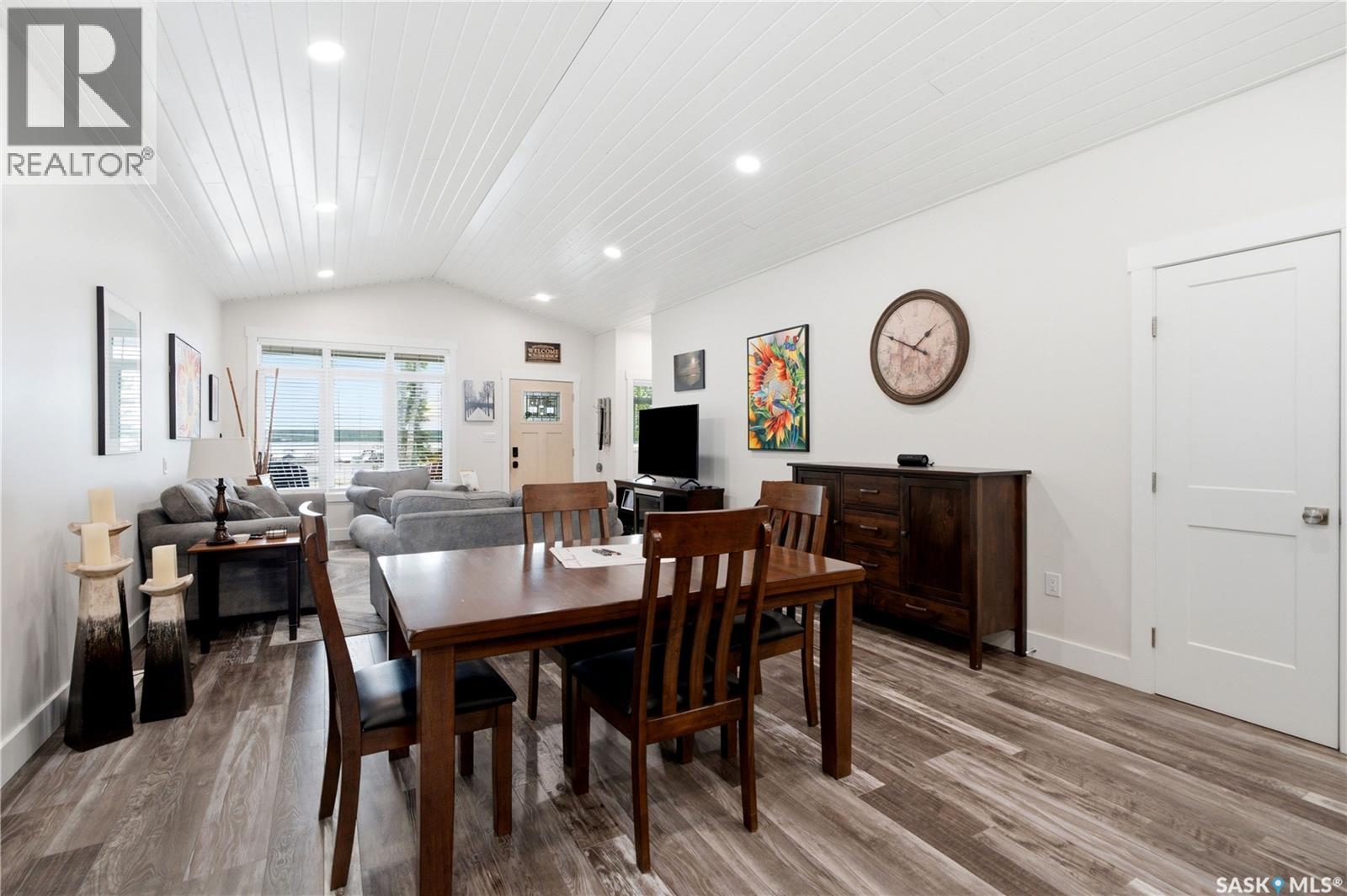 251 Lakeshore DRIVE — photo 22