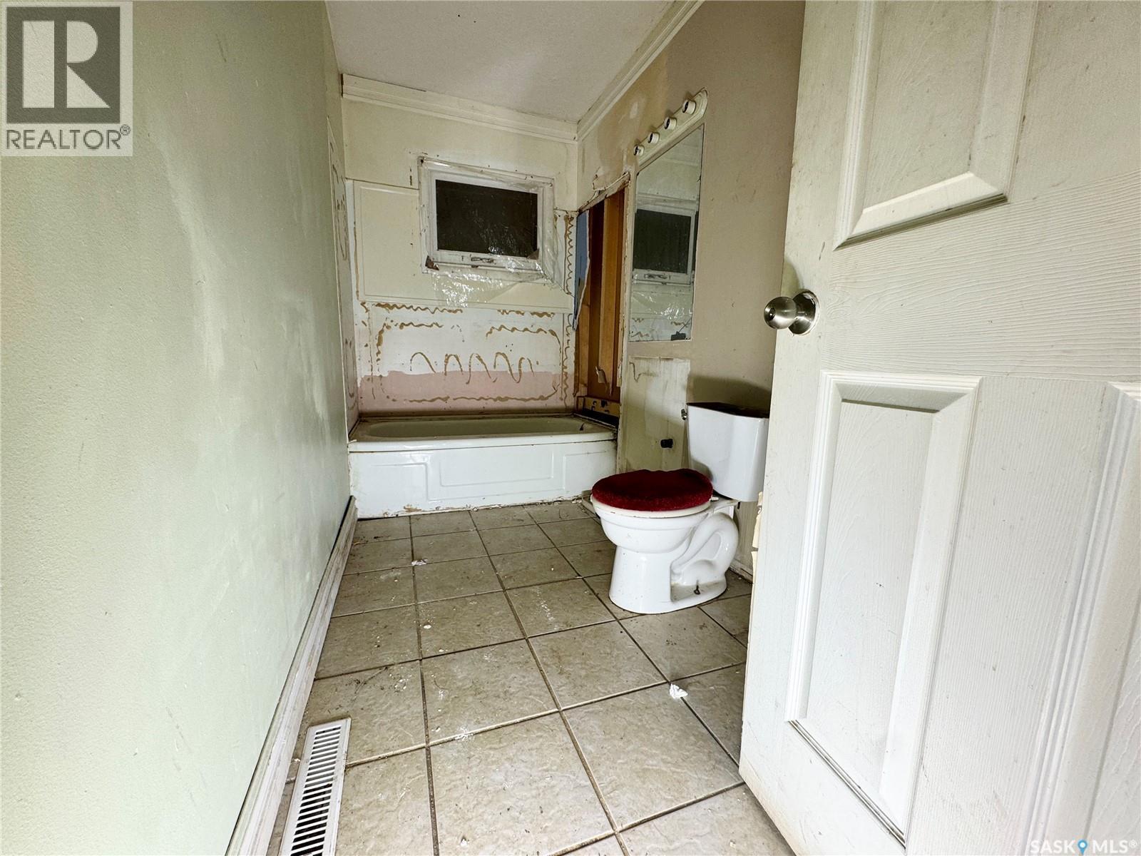 200 Otter STREET - 5